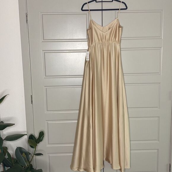 Show Me Your Mumu Champagne Luxè Satin Faith Maxi Dress M - Picture 6 of 16